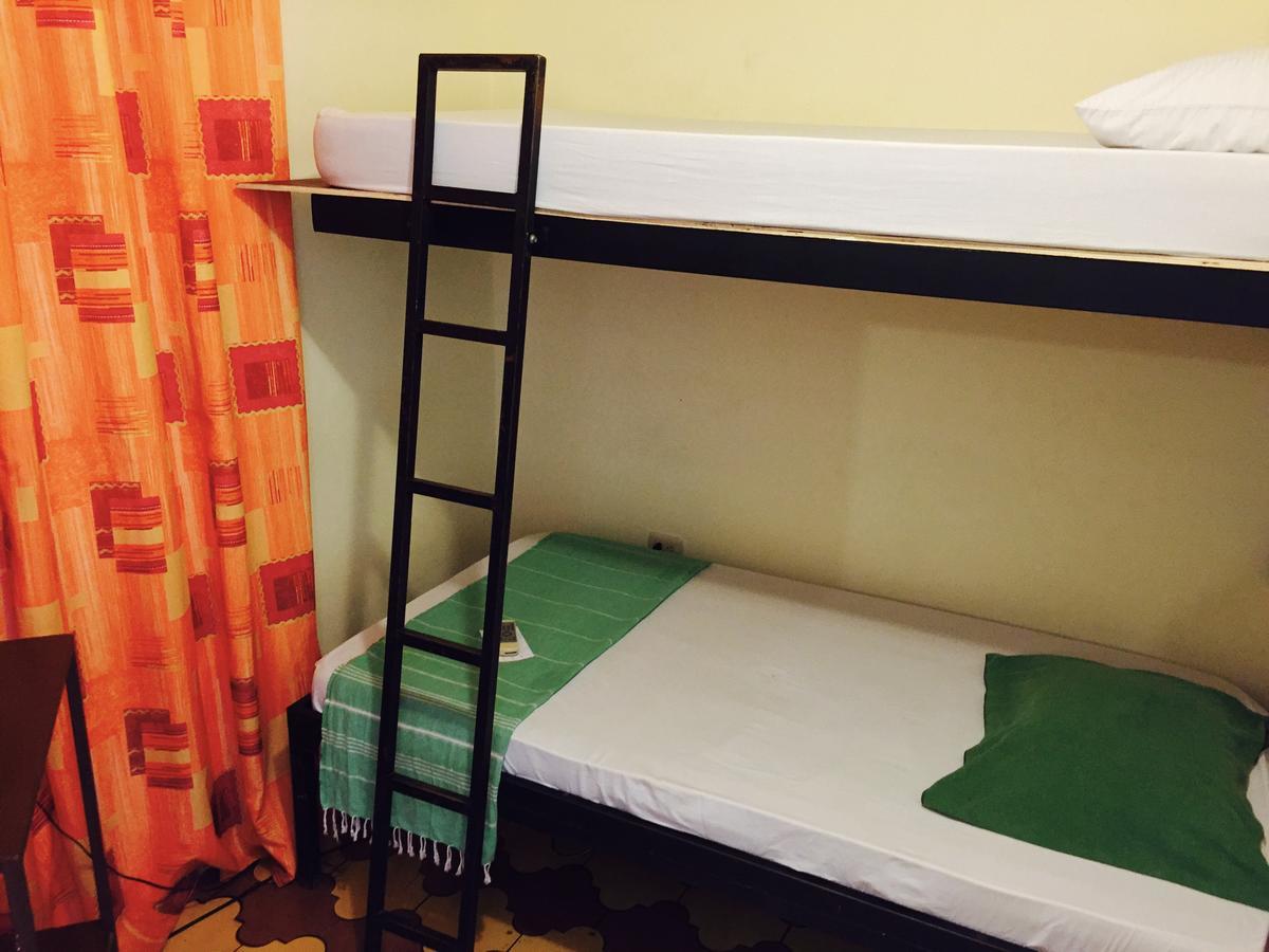 Hostel Dodero Liberia Luaran gambar